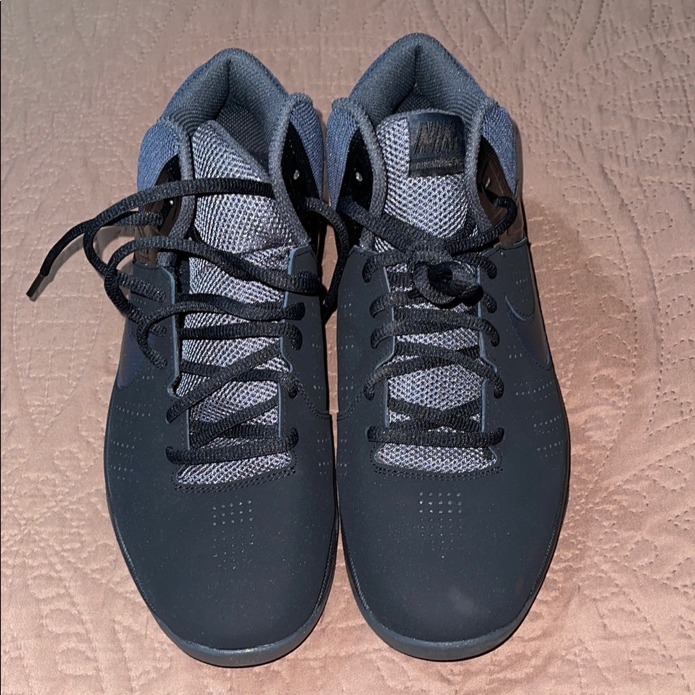 Nike Black and Gray Athletic Shoes - NWOT